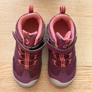 Merrell kids pink and purple hiking boots size 10.5 in like new condition.